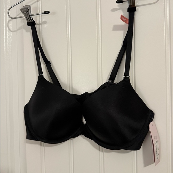 Ambrielle Black Molded Cup Bra with Adjustable Straps - Picture 1 of 9